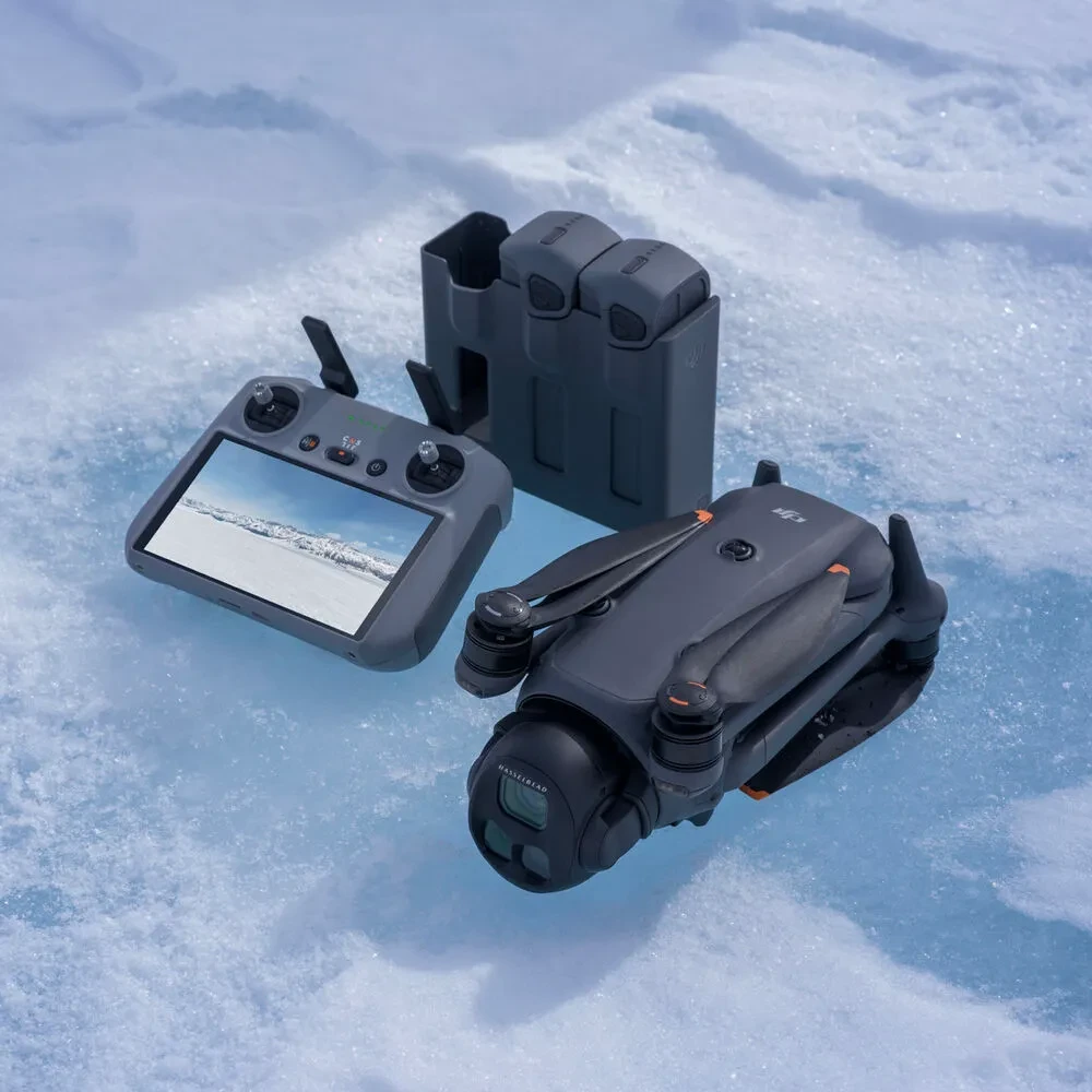 DJI Mavic 4 Pro Fly More Combo (DJI RC 2) Bundle Fly More
